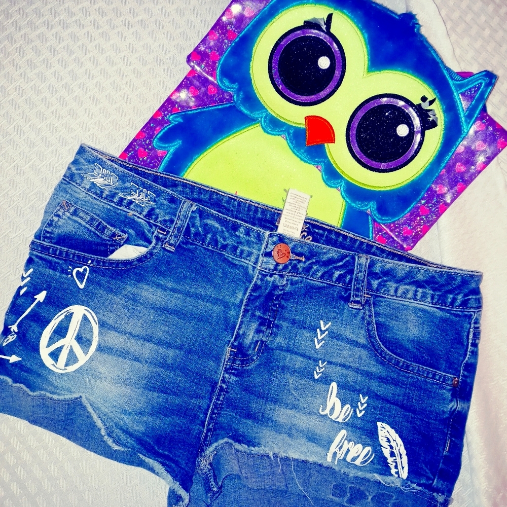 Justice shorts and shoulder bag